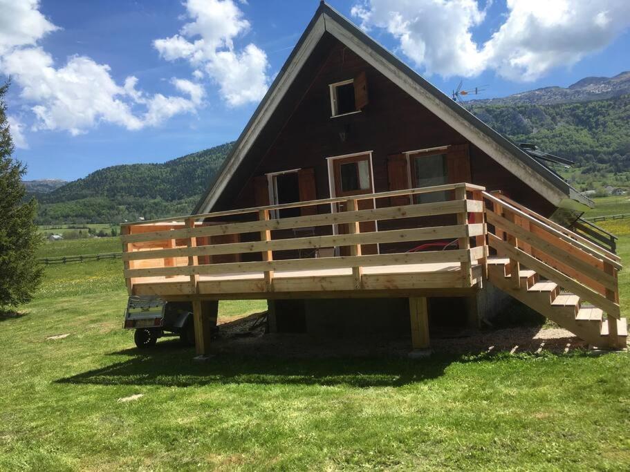 Chalet Cosy, Belle Vue, Dans Le Massif Du Vercors Lans-en-Vercors Luaran gambar